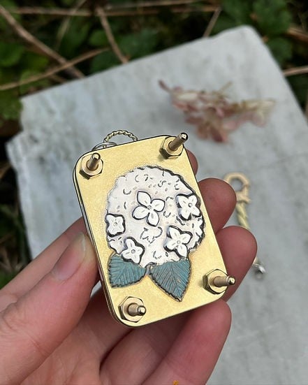 Olvoria | Mini Flower Press | Compact Botanical Keepsake Maker | Portable Craft Tool