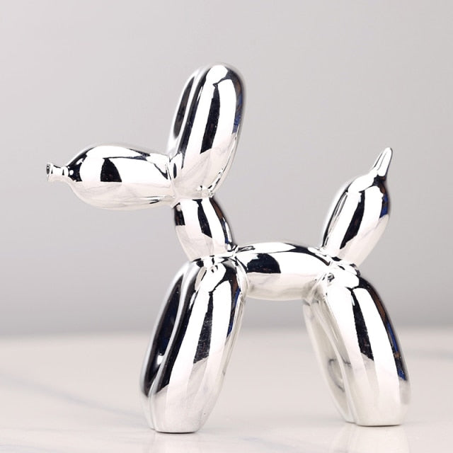 Olvoria – Modern Balloon Dog Sculpture with Metallic Surface