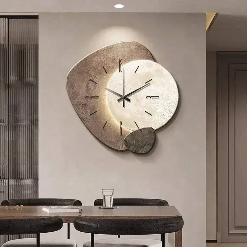 Olvoria | Modern Wall Clock with Integrated Light