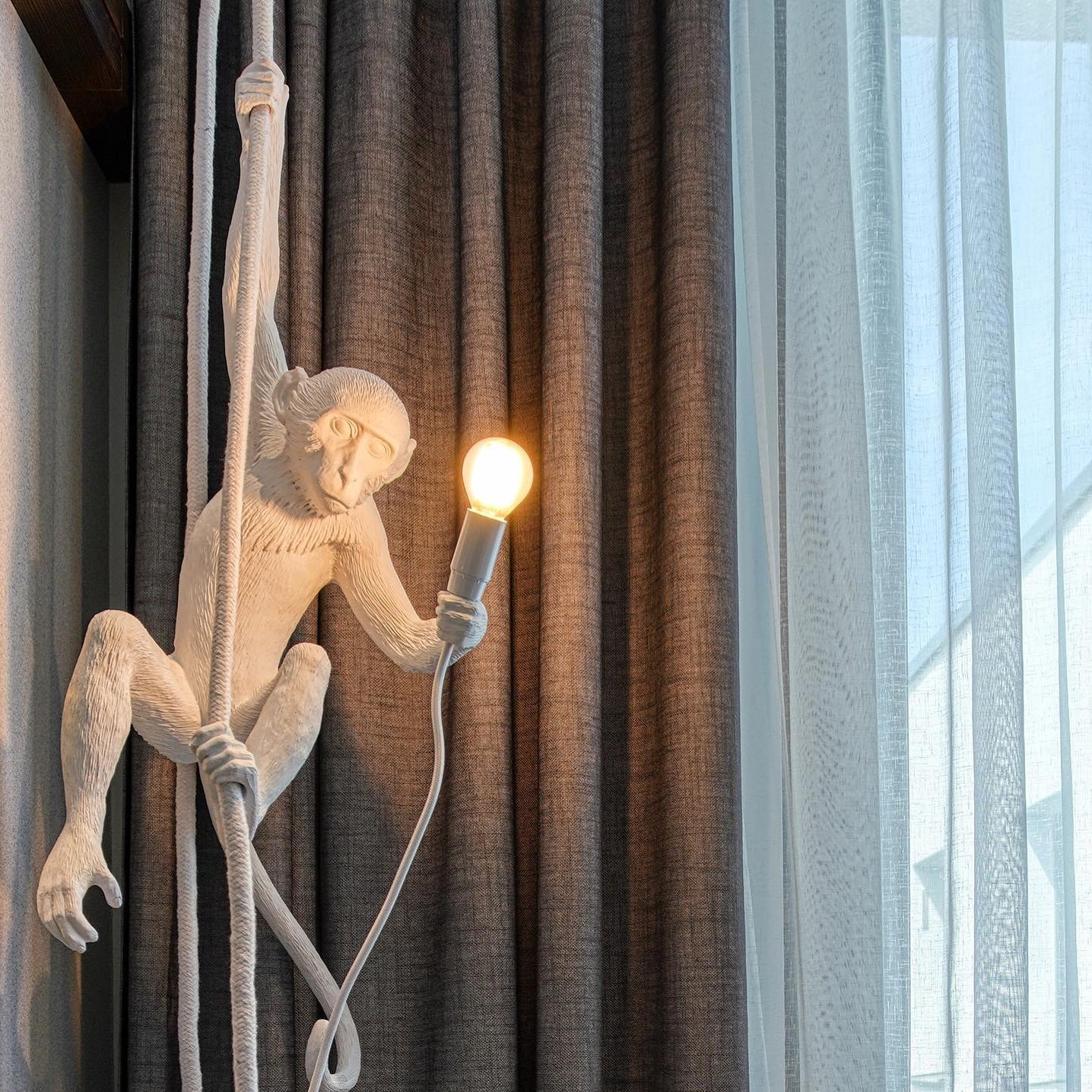 Olvoria | Monkey Pendant Light | Sculptural Design Object