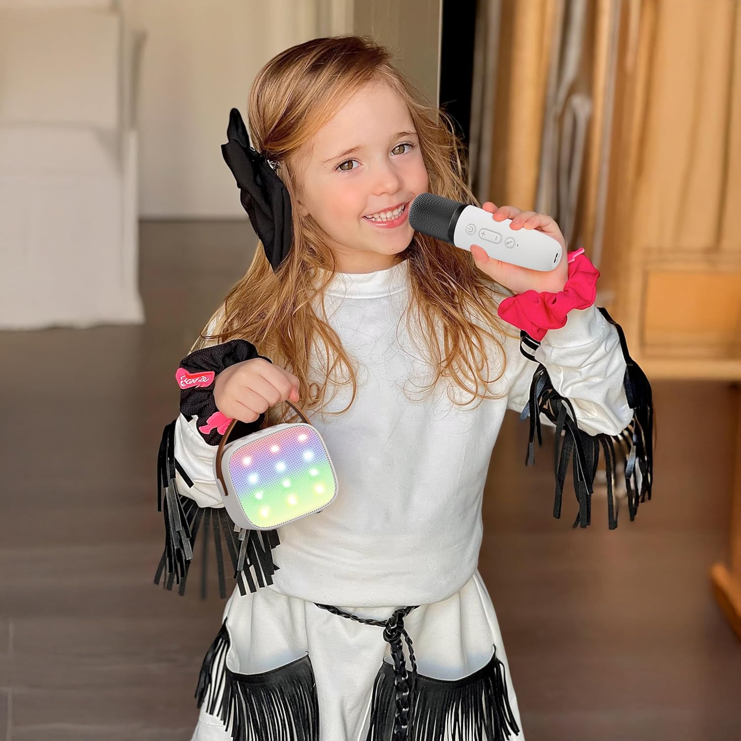 Olvoria | Portable Mini Karaoke Machine with Bluetooth Speaker and 2 Wireless Microphones – Veylo
