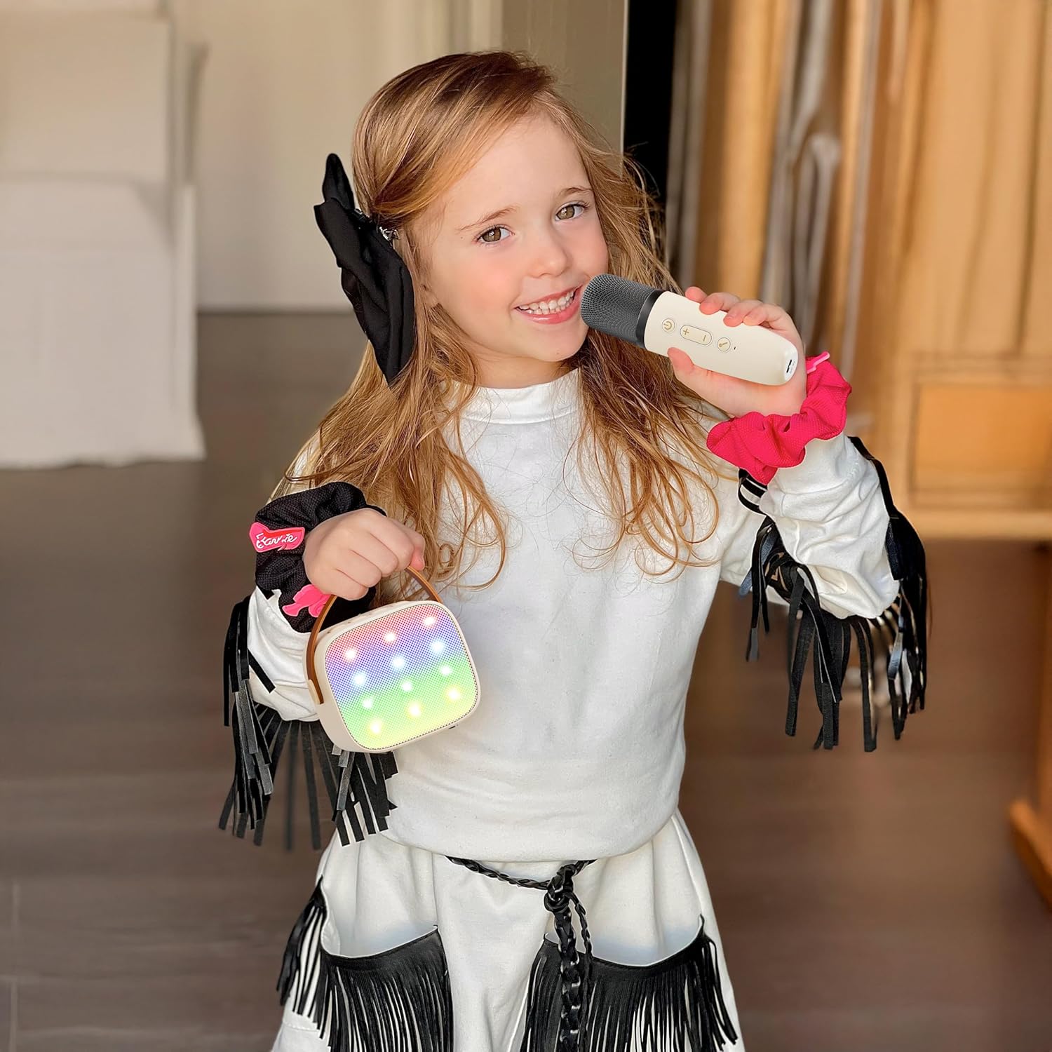 Olvoria | Portable Mini Karaoke Machine with Bluetooth Speaker and 2 Wireless Microphones – Veylo