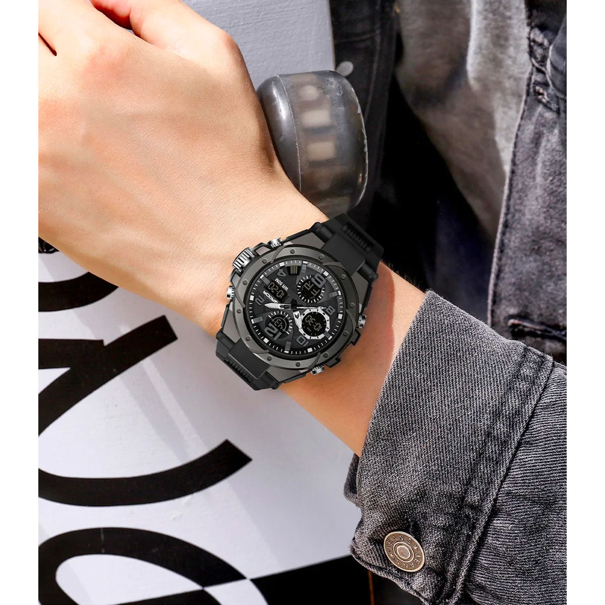 Olvoria | TitanGuard Military Men's Watch – Rugged Multifunctional Analog & Digital Timepiece
