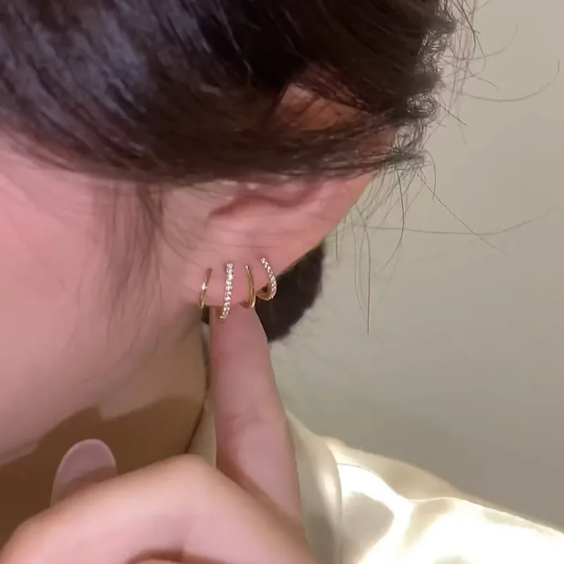 Olvoria | Twisted Earrings | Elegant Design | Gold or Silver