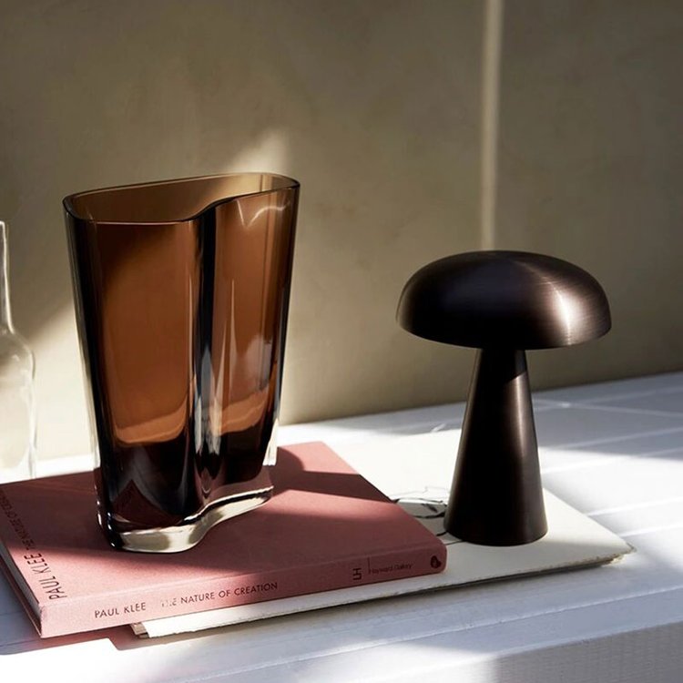 Olvoria | Wireless Table Lamp | Rechargeable Mushroom Design