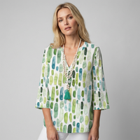 Olvoria | Blouse col en V manches 3/4 avec imprimé abstrait pour femme