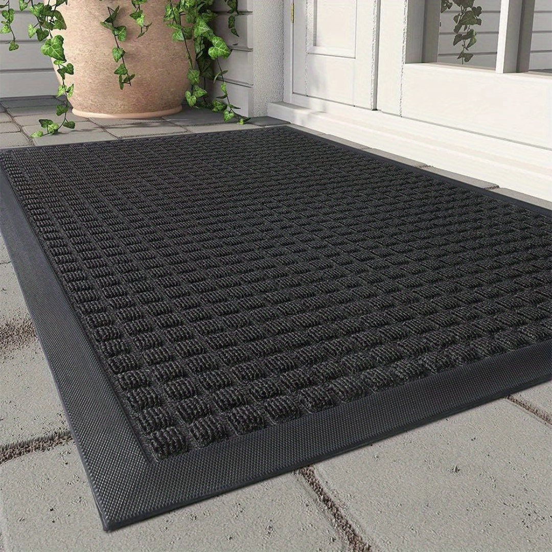 Paillasson de luxe – Conçu pour usage intérieur et extérieur. Allie élégance et haute durabilité, offrant une protection efficace contre la saleté et une allure prestigieuse à l'entrée.