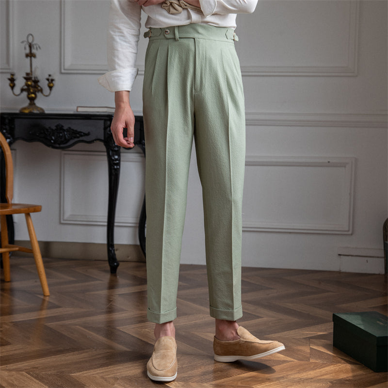 Pantalon à pinces élégant coupe carotte et taille haute pour homme