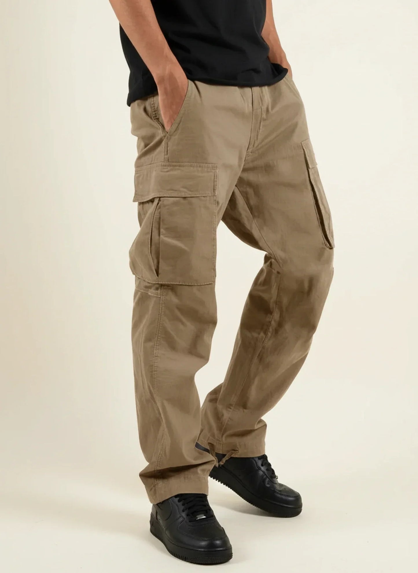 Pantalon cargo homme coupe décontractée