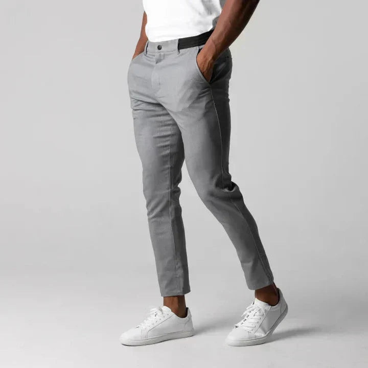 Pantalon chino coupe ajustée pour homme