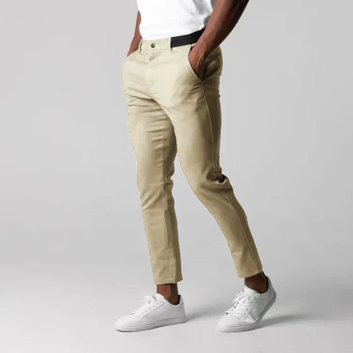 Pantalon chino coupe ajustée pour homme