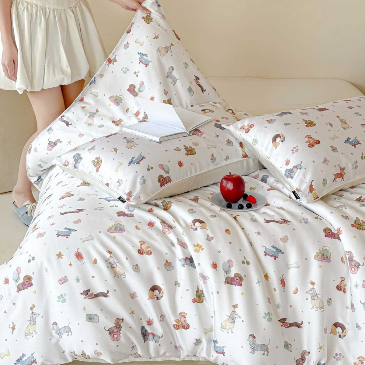 Parure de lit réversible et ludique en satin de coton fin avec illustrations de chiens