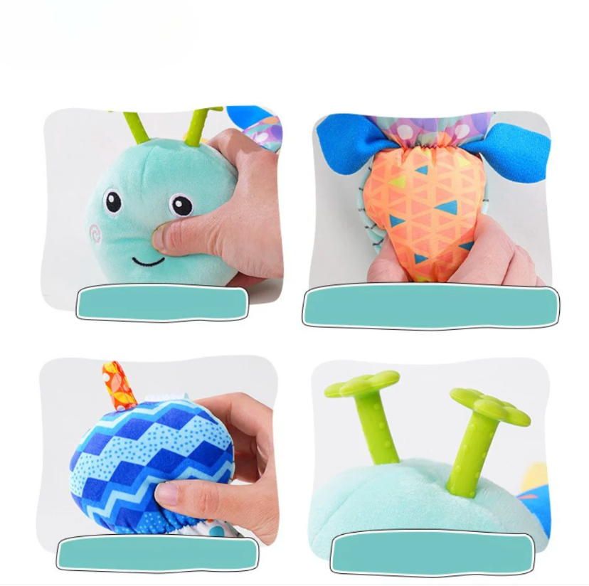 Peluche musicale et sensorielle pour bébé – Hochets et chenille douce