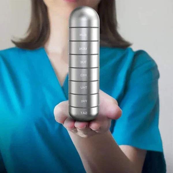 Pilulier de voyage sécurisé en aluminium