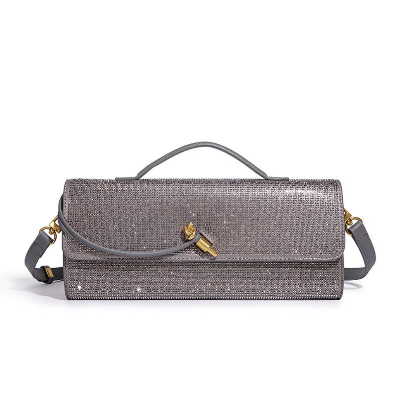 Pochette de soirée élégante ornée de strass