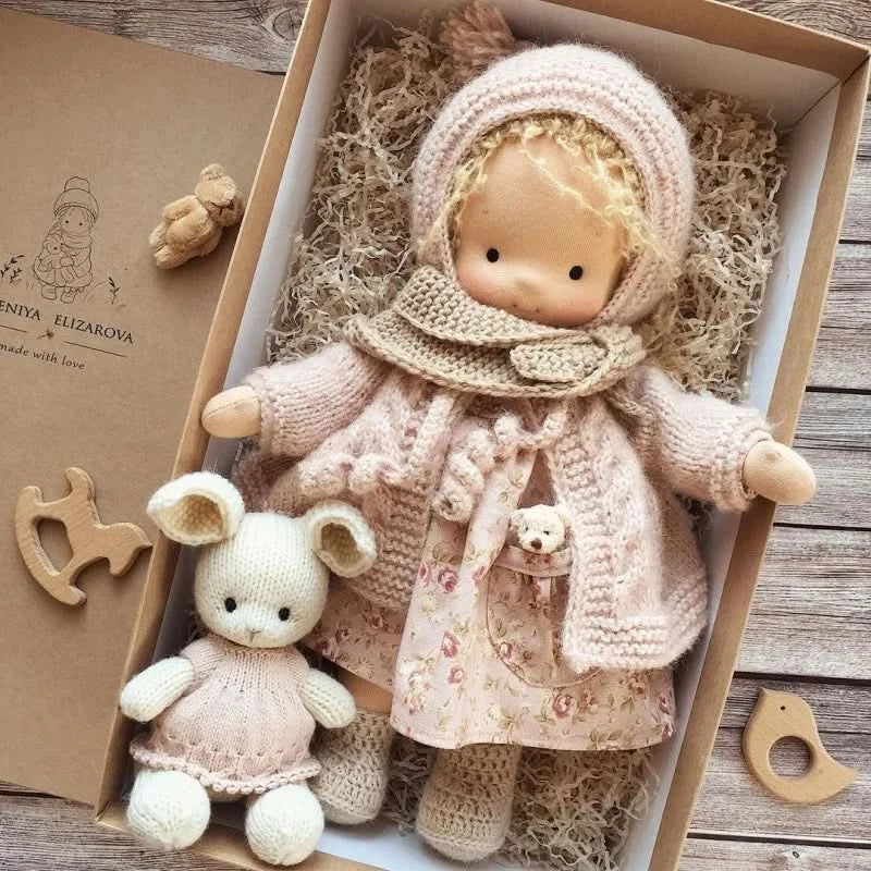 Poupée en peluche faite à la main – jouet style Waldorf Elise