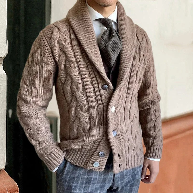 Pull en maille torsadée pour homme avec col châle