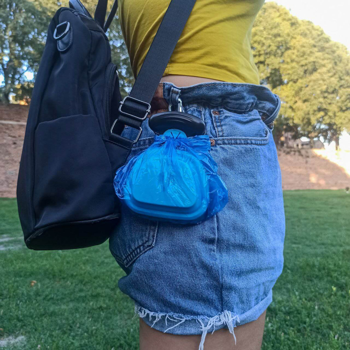 Ramasse-crottes pour chien intelligent et hygiénique avec distributeur de sacs intégré