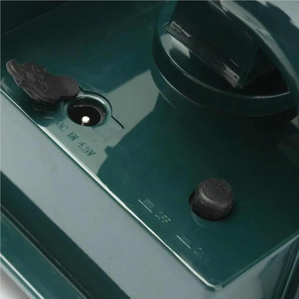 Répulseur solaire à ultrasons pour chauves-souris et animaux sauvages