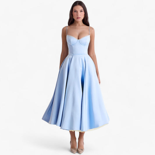 Robe de soirée – coupe élégante et détails stylés