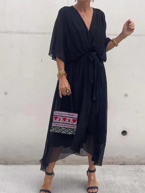 Robe élégante à encolure en V