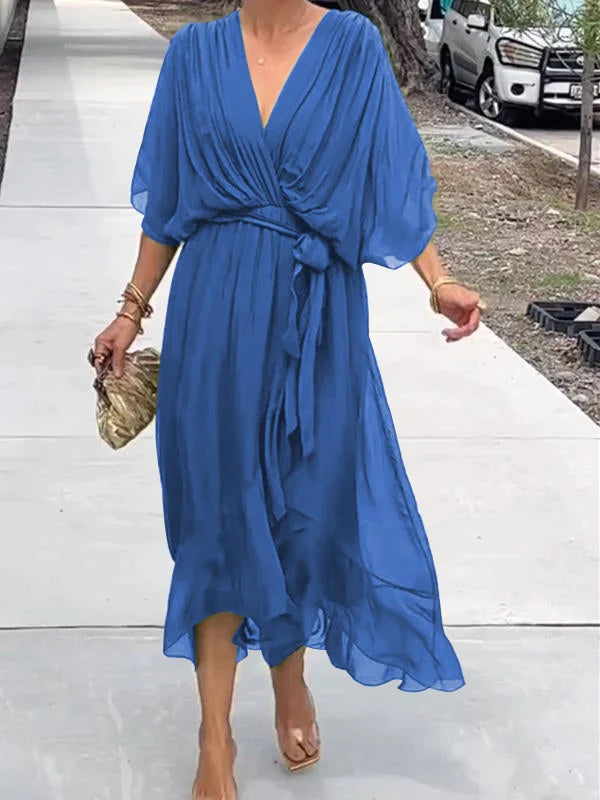 Robe élégante à encolure en V
