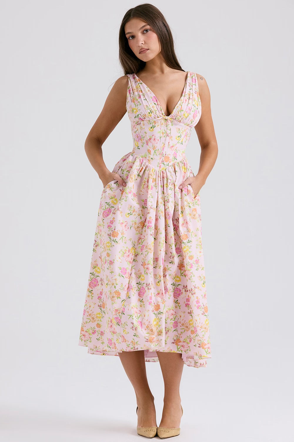 Robe fleurie élégante pour l'été