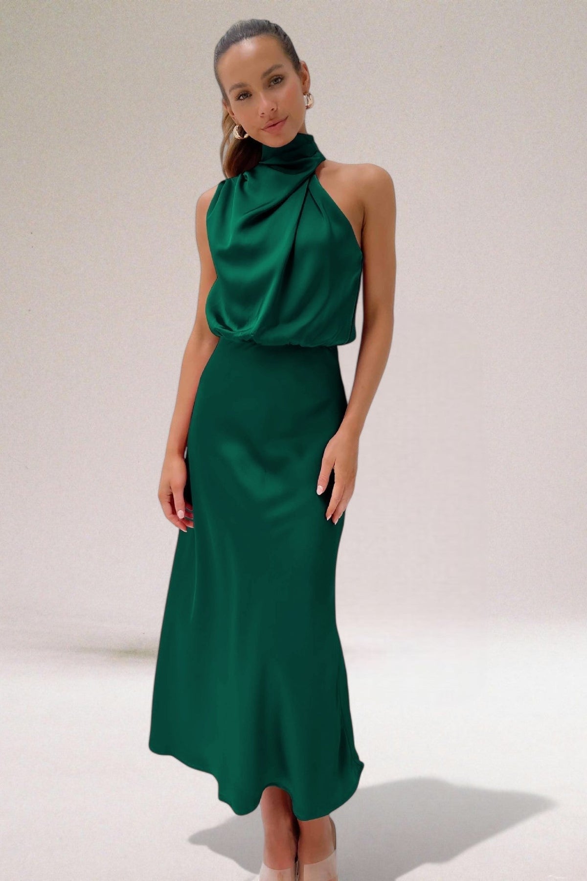 Robe glamour à col américain