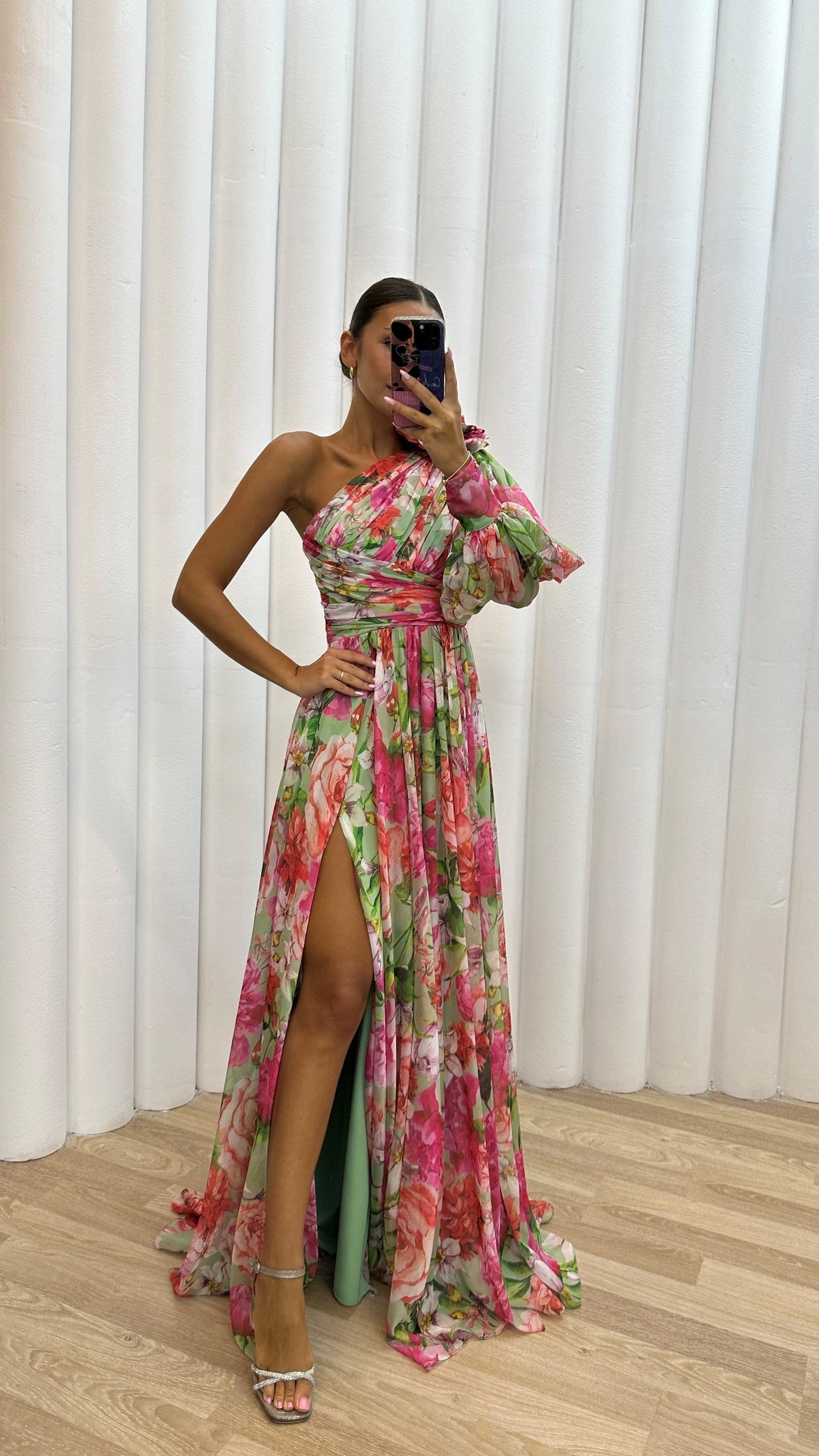 Robe maxi asymétrique à motif floral pour femme