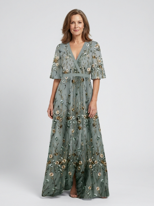 Robe maxi brodée portefeuille pour femme
