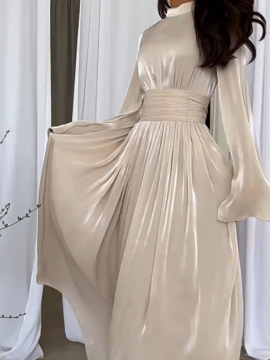 Robe maxi élégante à col montant pour femme