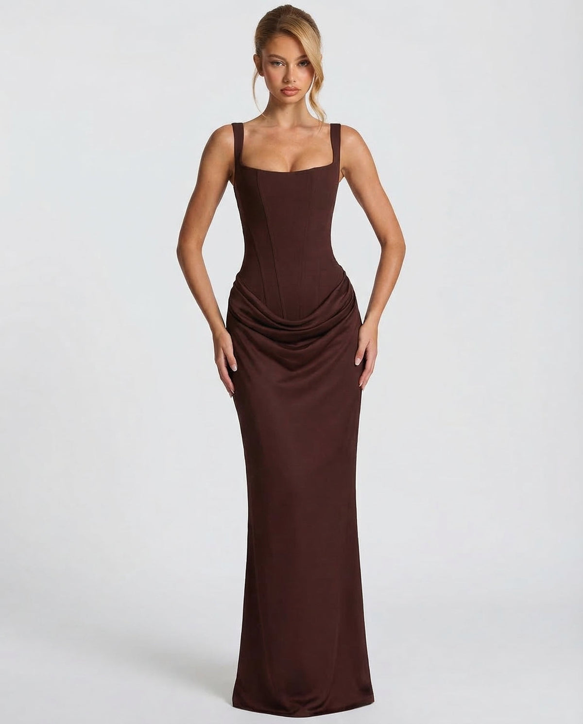 Robe maxi élégante style corset à encolure carrée