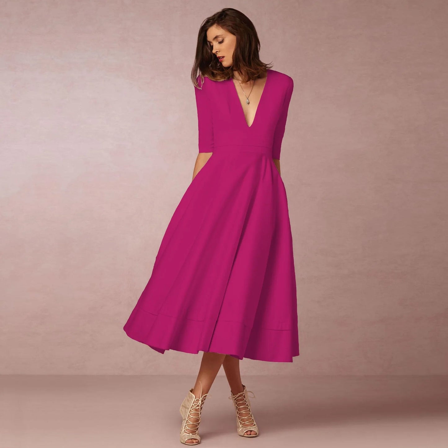 Robe midi évasée à col en V pour femme
