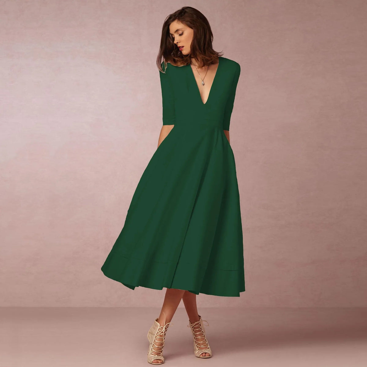 Robe midi évasée à col en V pour femme