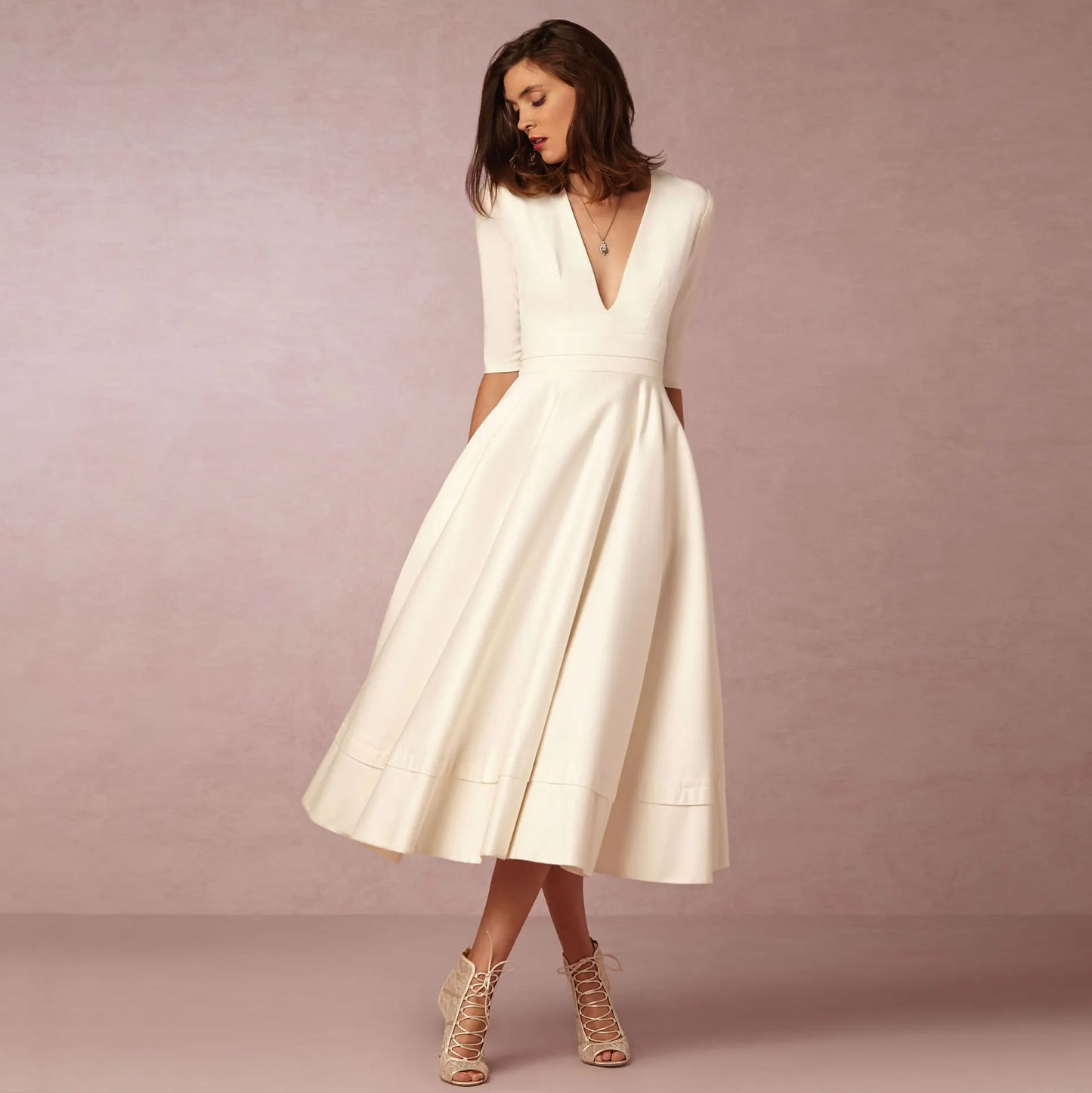 Robe midi évasée à col en V pour femme