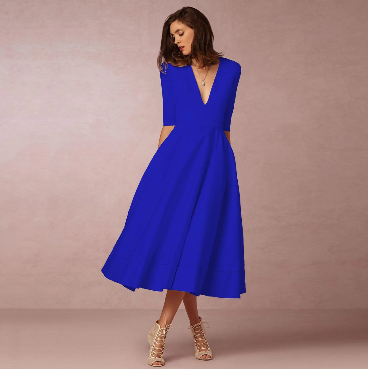 Robe midi évasée à col en V pour femme