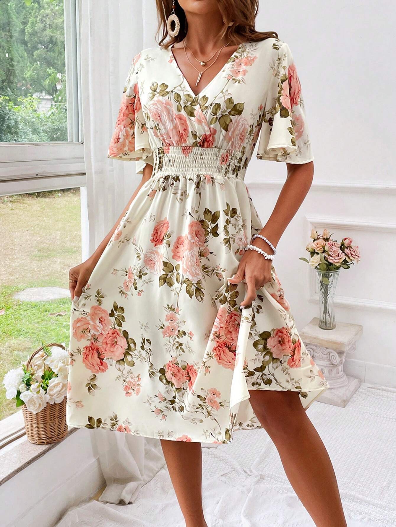 Robe midi évasée à col en V pour femme