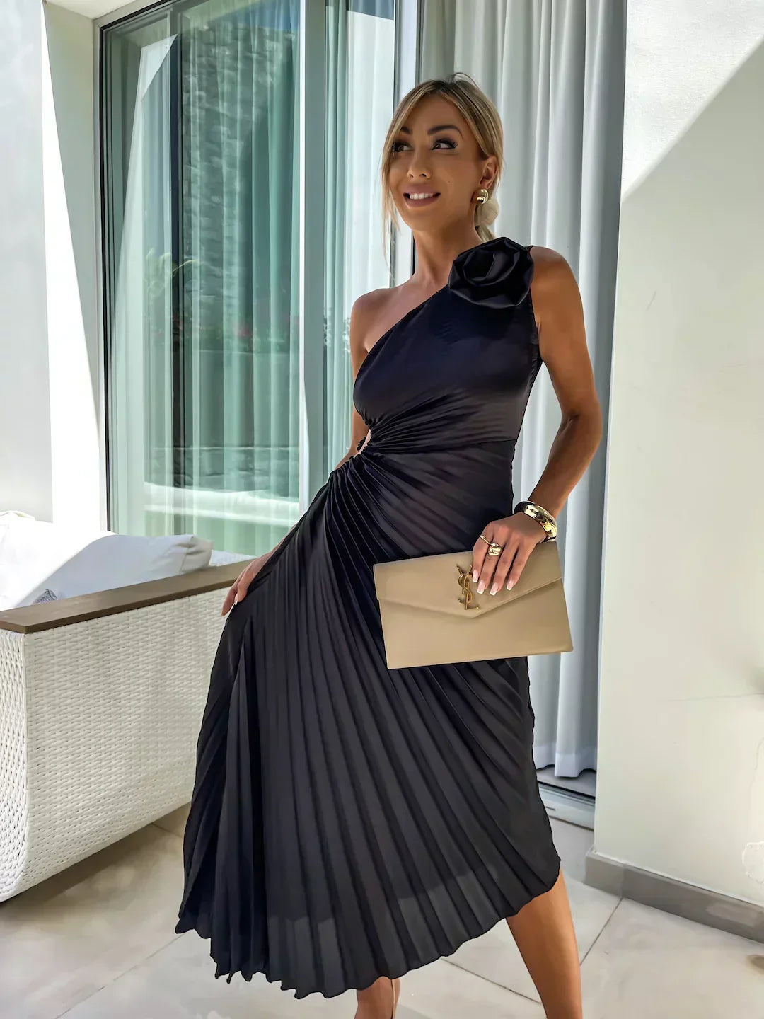 Robe midi plissée asymétrique pour femme
