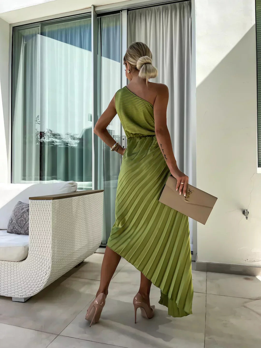 Robe midi plissée asymétrique pour femme