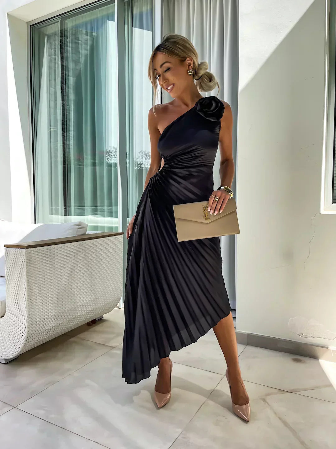 Robe midi plissée asymétrique pour femme