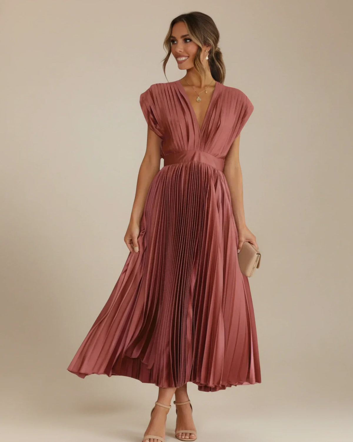 Robe midi plissée coupe évasée pour femme