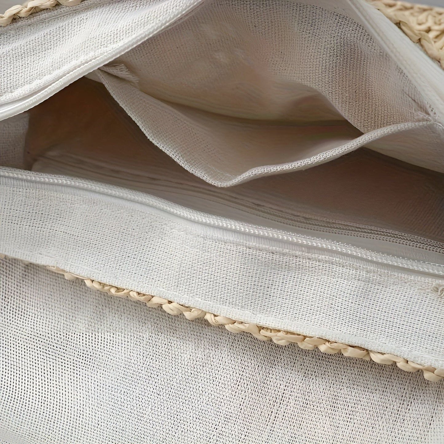 Sac à bandoulière en paille style vintage pour l'été