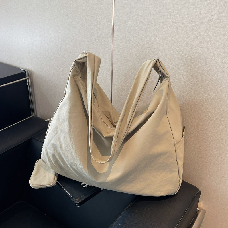 Sac à main hobo spacieux pour le style de tous les jours