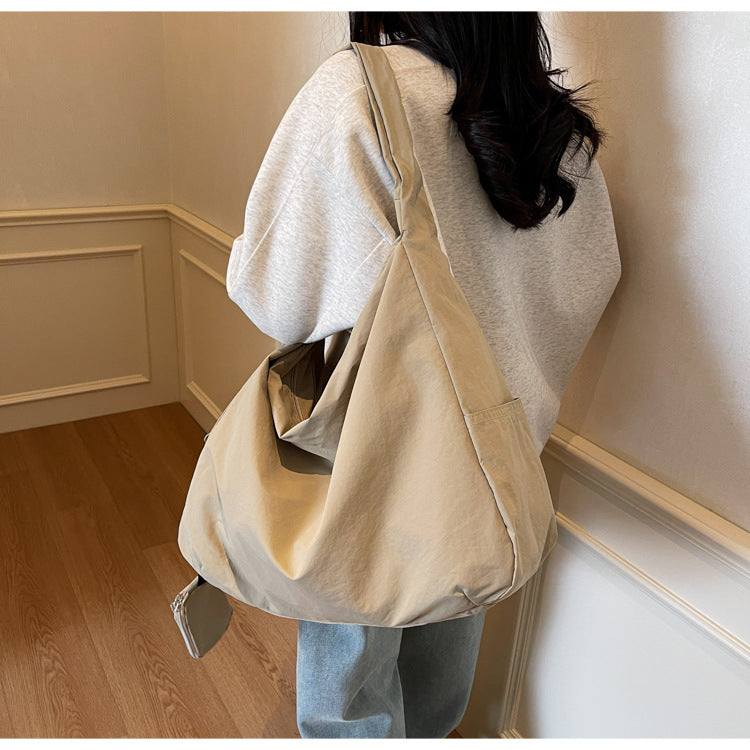 Sac à main hobo spacieux pour le style de tous les jours