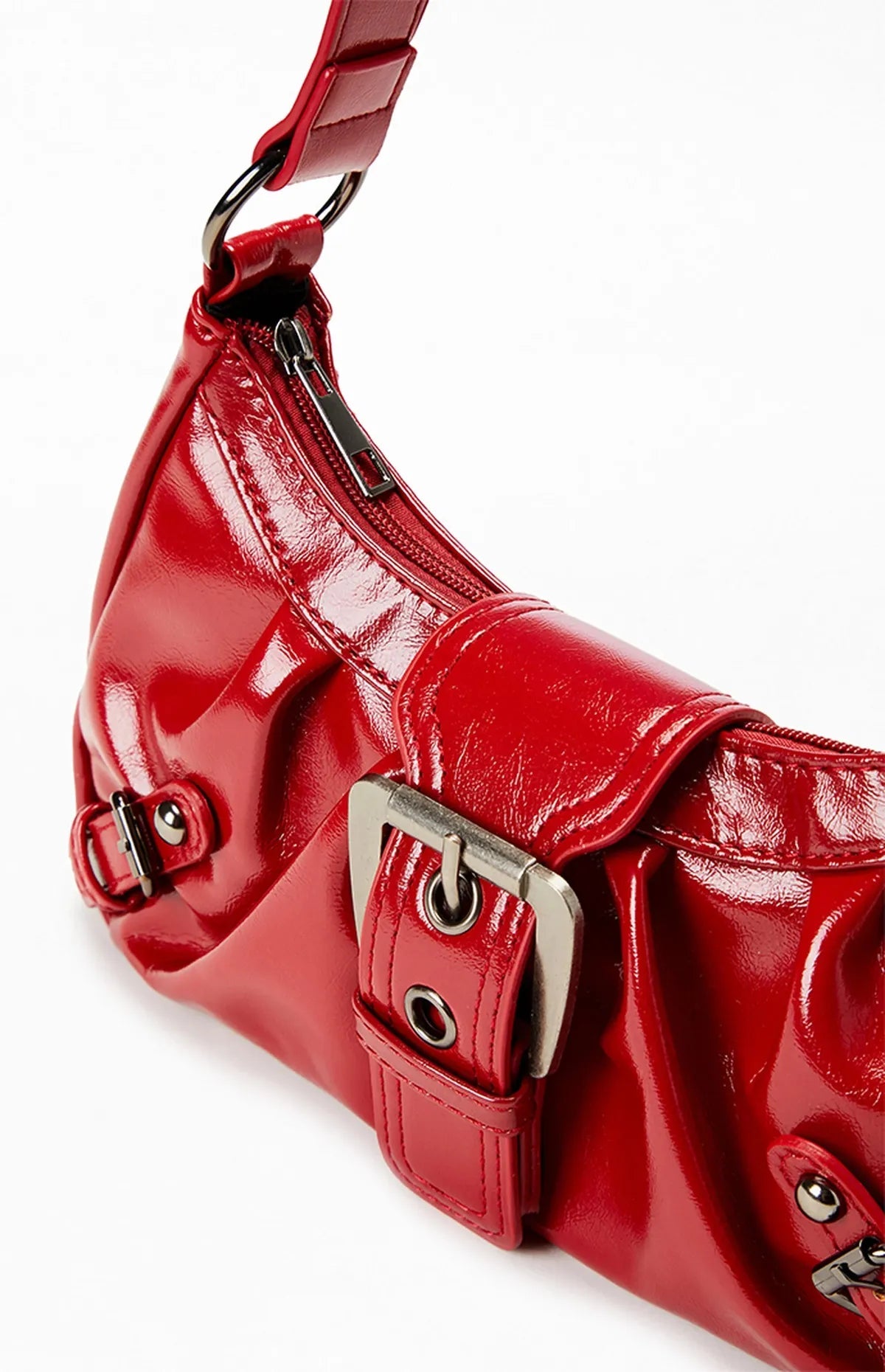 Sac porté épaule compact et élégant en cuir pour femme
