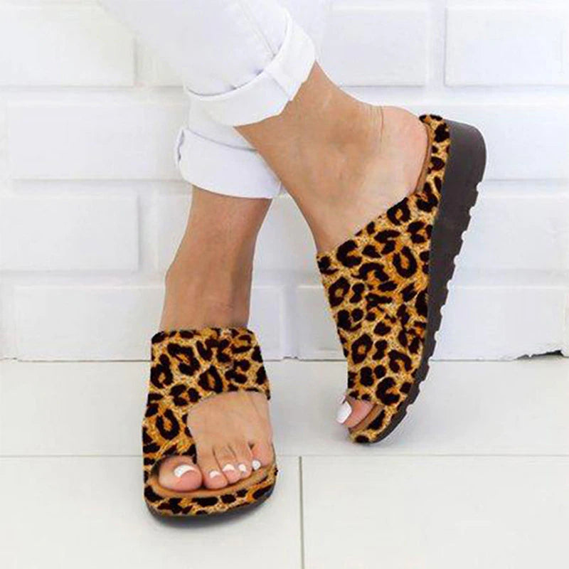 Sandales orthopédiques femme avec correction de l'hallux valgus, confortables et anatomiques, en matières respirantes avec lanières ajustables