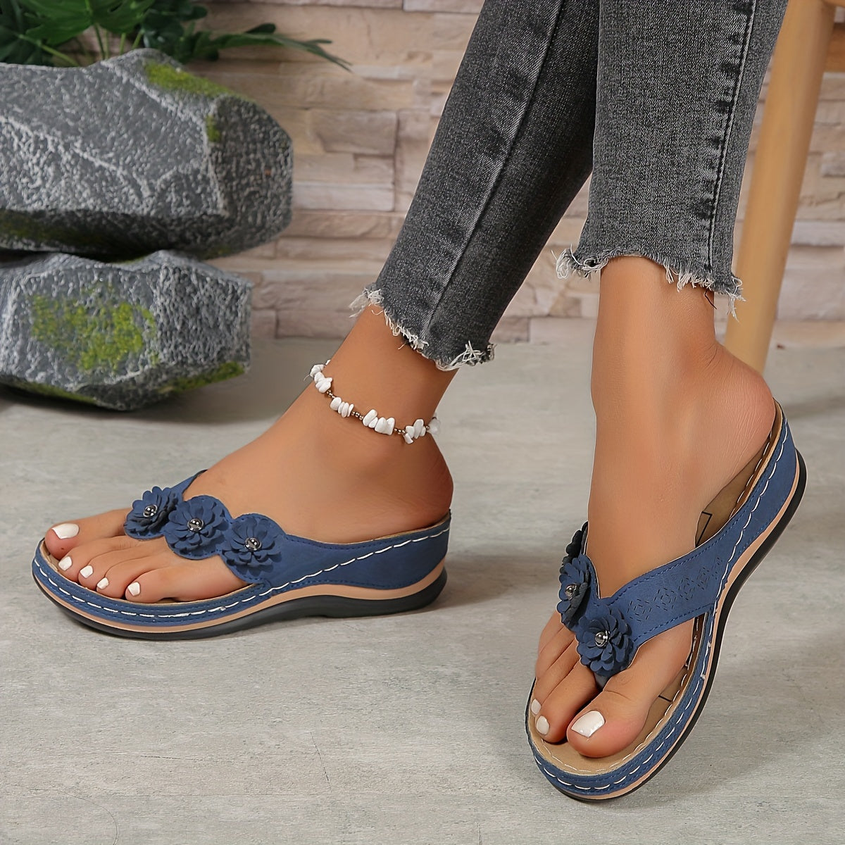 Sandales orthopédiques pour femme avec détail fleur