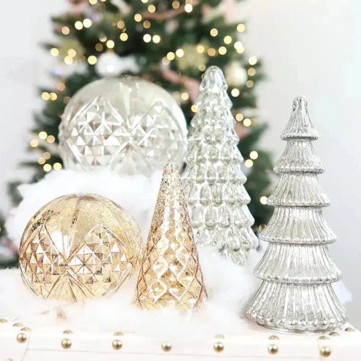 Sapins de Noël soufflés à la main en verre rempli de gaz avec éclairage LED chaleureux