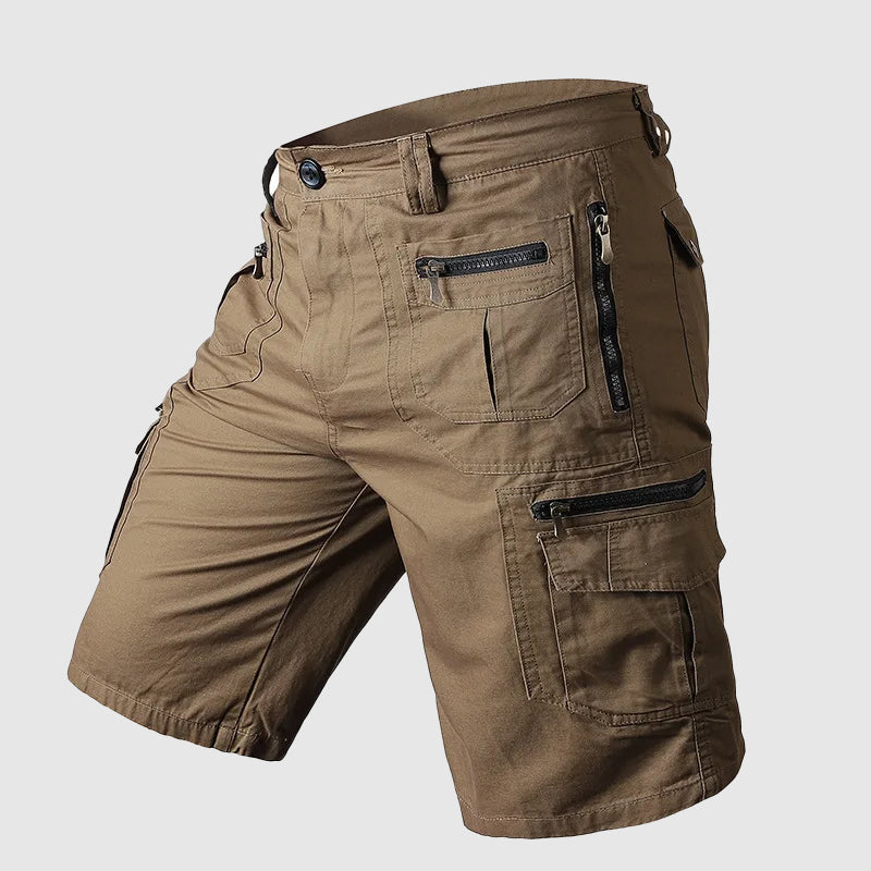 Short cargo homme à la longueur du genou
