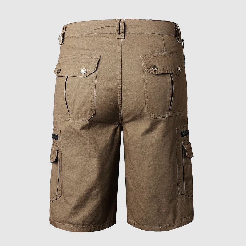 Short cargo homme à la longueur du genou